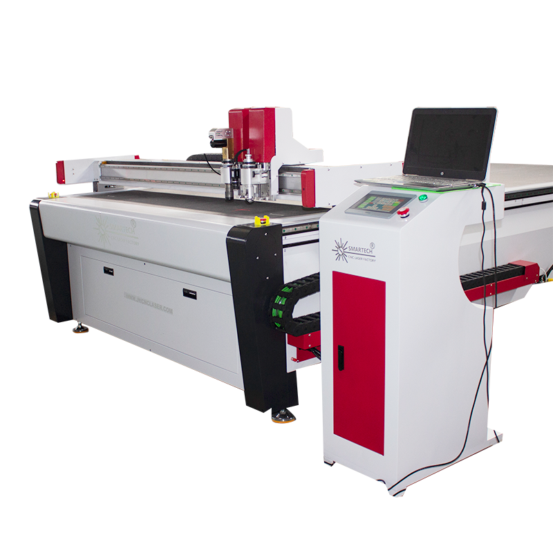 Nueva llegada SMARTECH mejor precio máquina cortadora de cuchilla oscilante CNC para fabricación de cajas de embalaje de papel corrugado